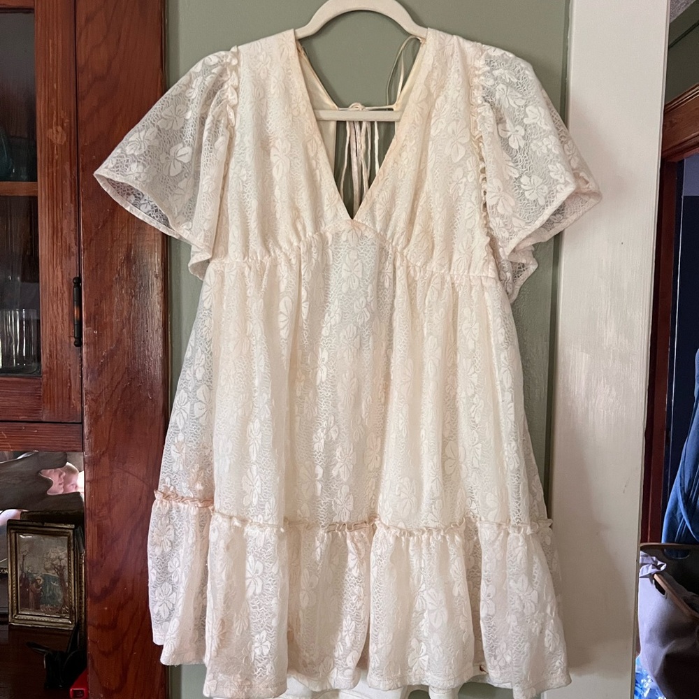 Boutique Cream Lace Flutter Sleeve Dress